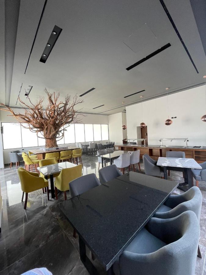 Hotel Gumont Guadalajara Lopez Mateos - Minerva Exteriér fotografie
